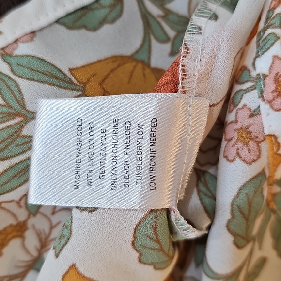 Top - Picture 13 of 16